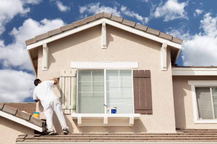 Peinture de toiture et boiserie extérieure Annecy